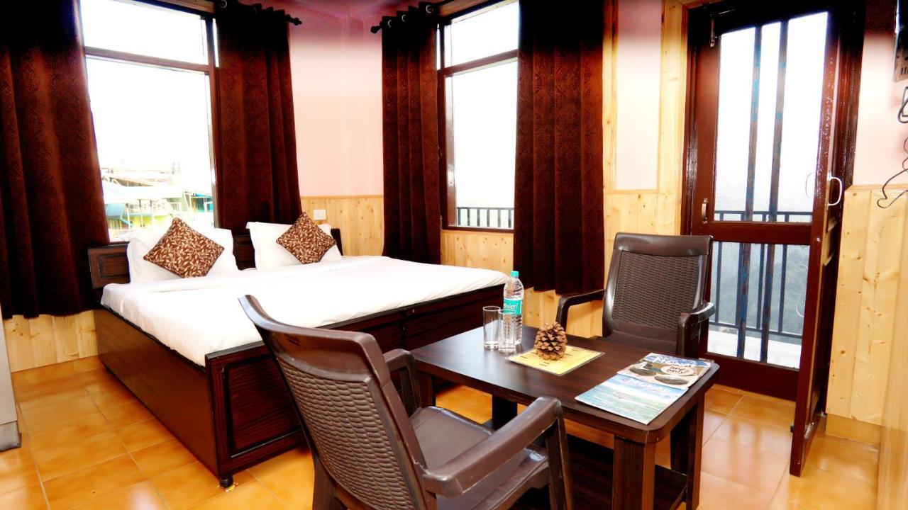 Thakur Homes- Couple And Family Friendly Homestay Shimla Dış mekan fotoğraf