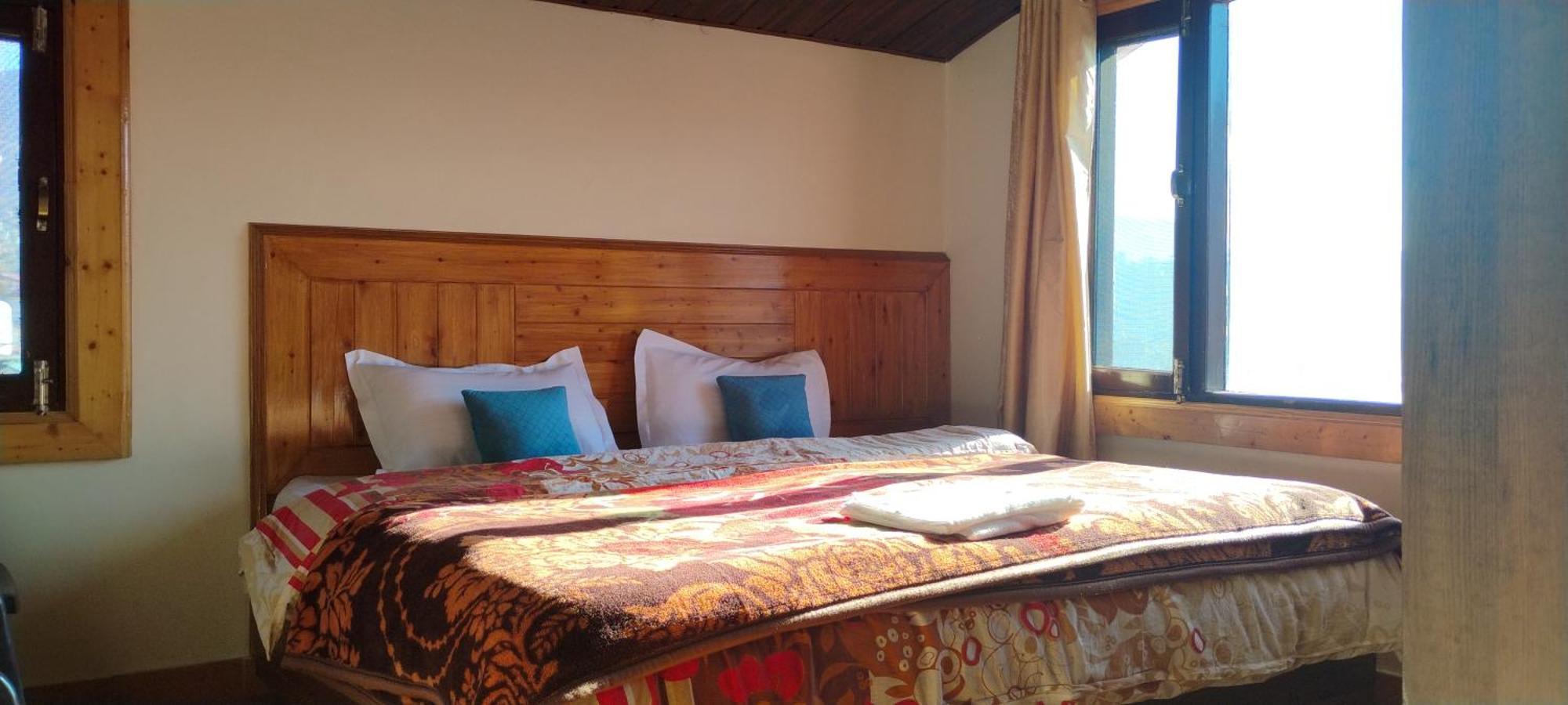 Thakur Homes- Couple And Family Friendly Homestay Shimla Dış mekan fotoğraf
